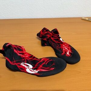 Red and Black Sand Socks